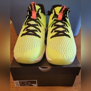 Nike-Lebron Witness V-Size 11-(Lime Glow,Black,Bright Mango)